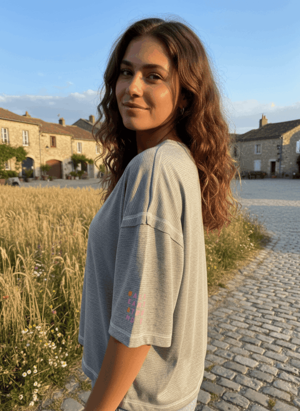 Camiseta gris con hilo lurex