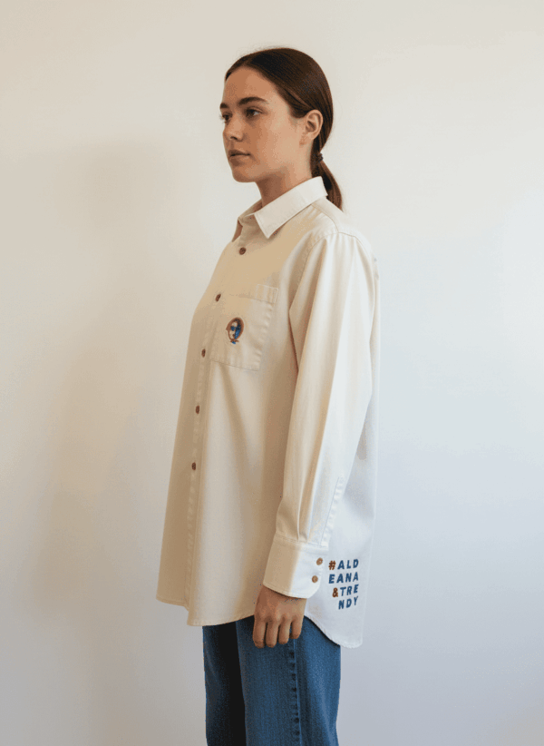 Sobrecamisa003.M Sobrecamisa crema claro