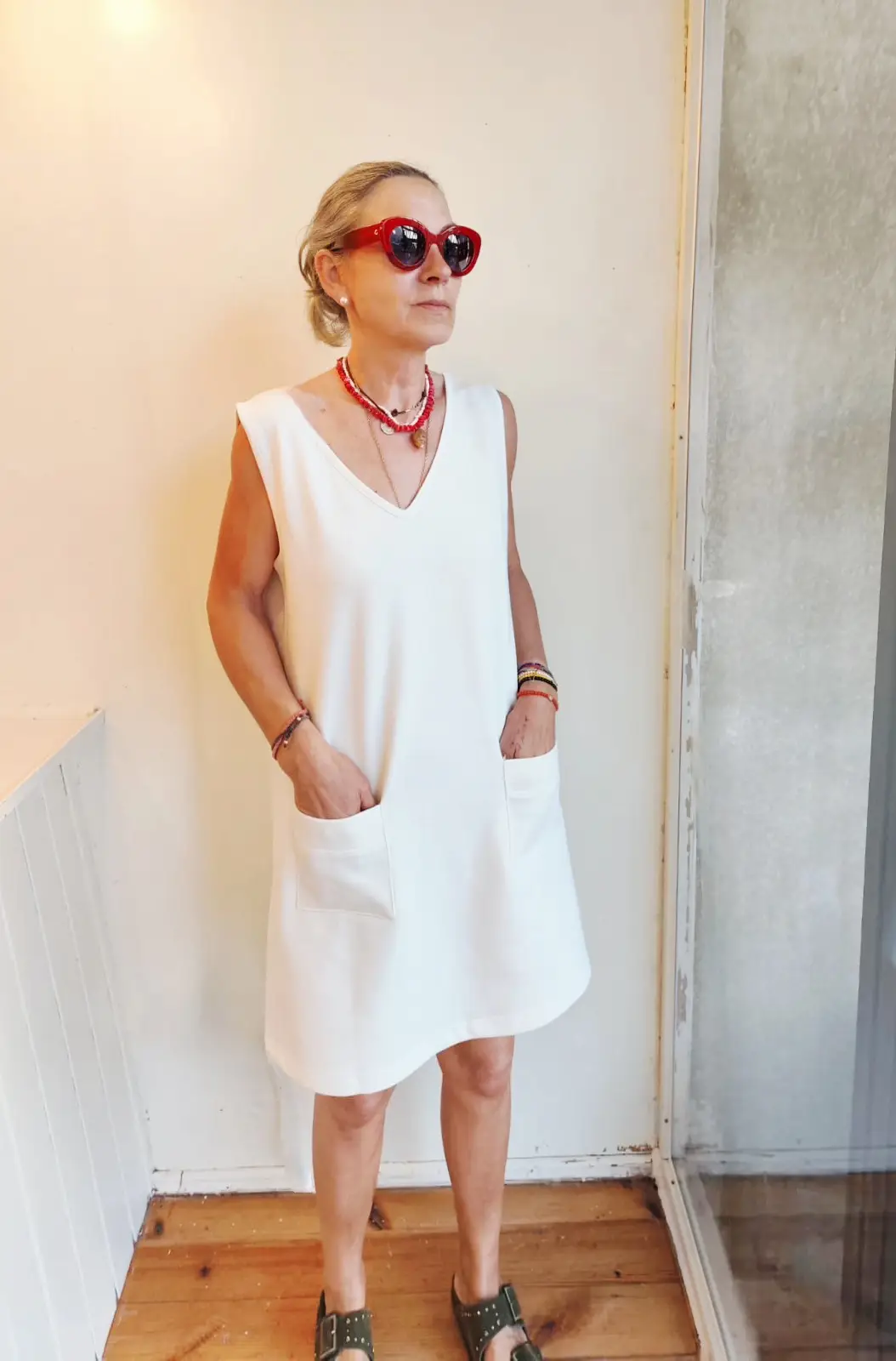 Vestido con tiras y lonas hípicas